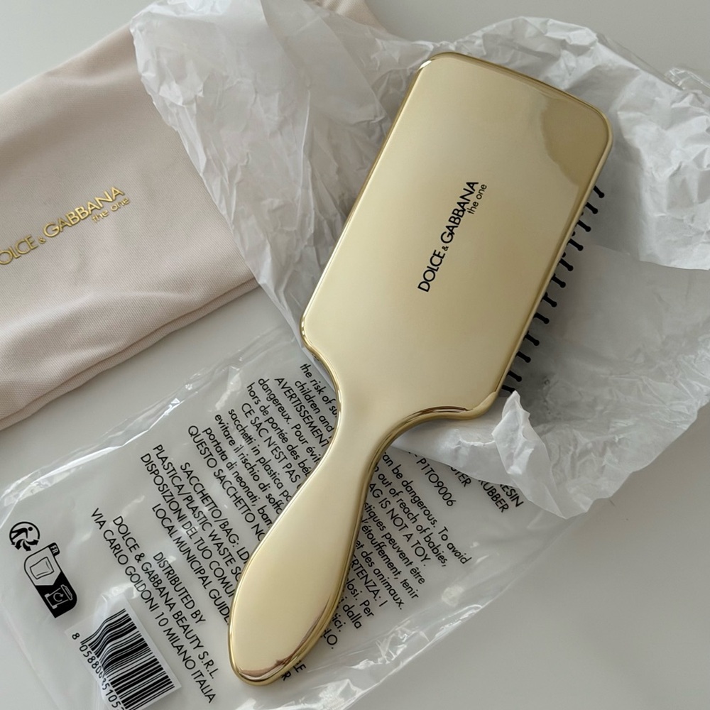 NWT Dolce & Gabbana The One Beauty Hairbrush - Picture 9 of 13